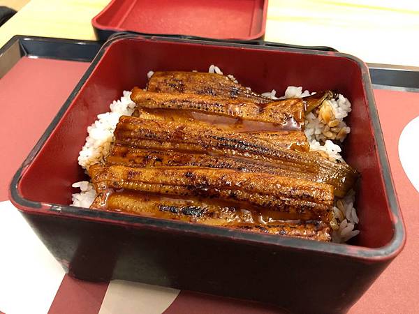 [食記] 鰻魚日記 河堤店 味道重的蒲燒穴子((便宜