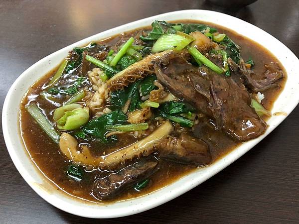 [食記] 滿香屋牛肉麵店 特別的牛三寶燴飯