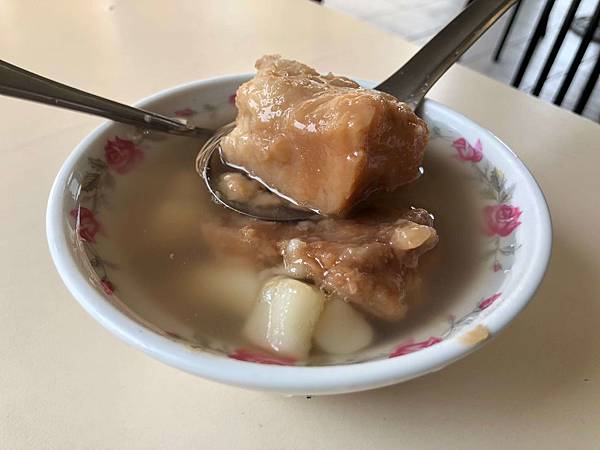 [食記] 八德薏仁大王 好吃的冷凍芋 加 手工湯圓