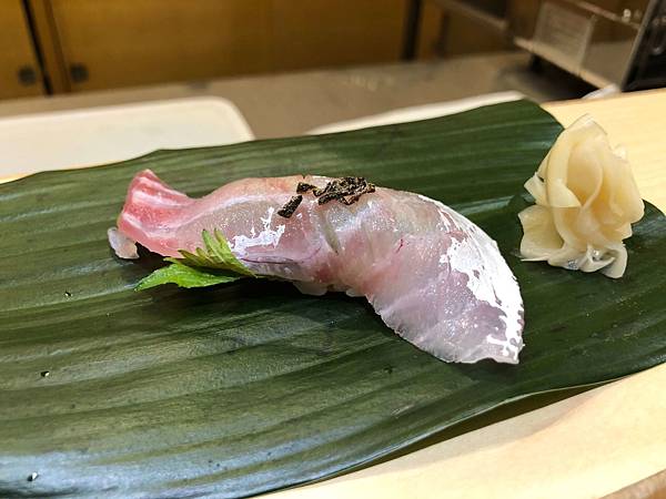 [食記] 高雄 香月壽司 割烹 小白蝦 金時鯛 島鰺