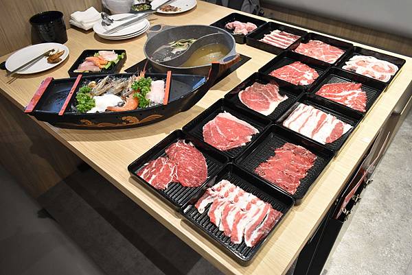 [廣宣] 高雄 和牛祭しゃぶしゃぶ食べ放題 新開幕