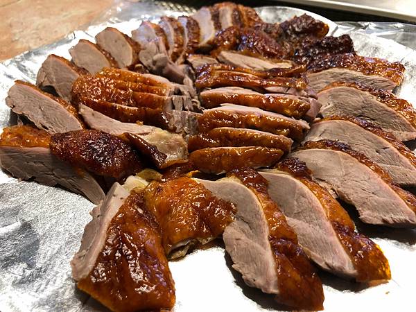 [食記] 苓雅 福德珍香烤鴨 好吃的烤鴨跟甜麵醬
