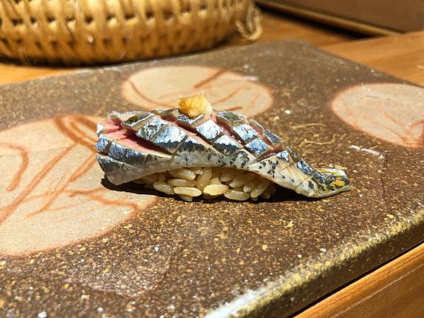 [食記] 台北 筌壽司割烹 幾近完美的赤白雙醋飯