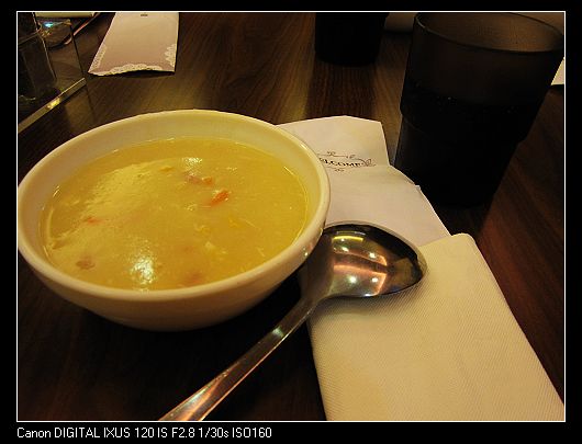 2010-4-21 犇頂牛排之吳爸比生日會02.jpg