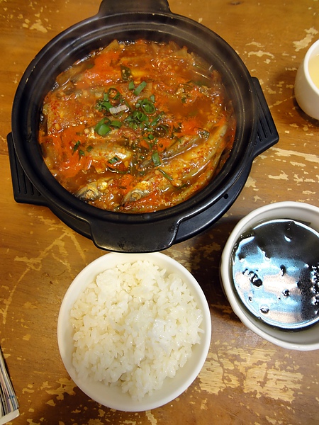 柳葉魚味噌湯鍋