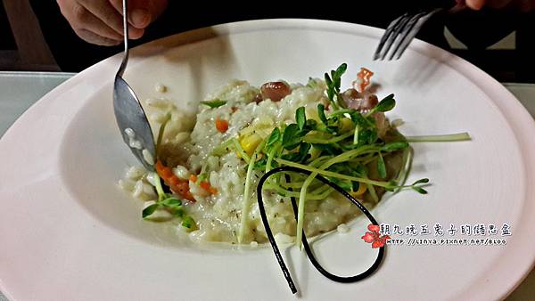 2016-04-11 19.08.36.jpg