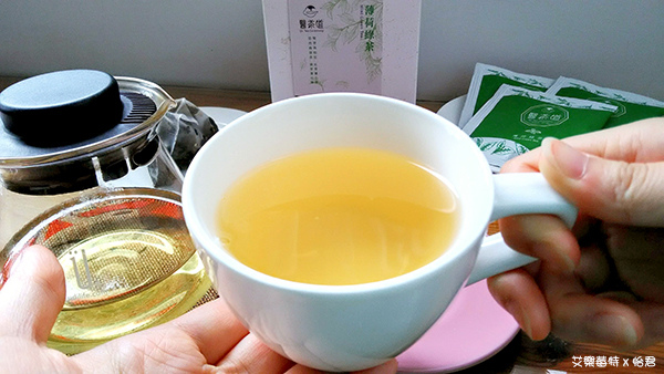 養生茶飲｜《醫茶道》桂花烏龍、薄荷綠茶、武靴葉紅茶開箱｜品好茶，養健康，專為台灣人打造的漢方養生茶！#茶飲推薦 #漢方茶推薦 #艾樂莓特x怡君