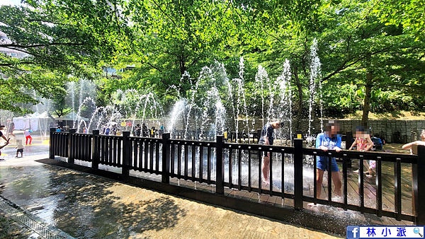 【基隆親子景點】基隆暖暖親水公園~大象溜滑梯~噴水步道~免費