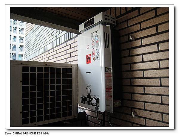 台南櫻花牌ABS全抗風熱水器SH-1020RS安裝相片	