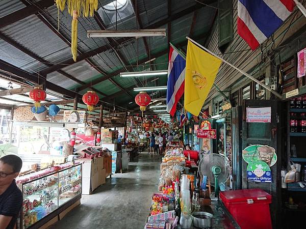 DSC_0476.JPG DSC_0476.JPG