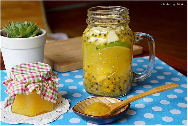 pineappletea01.jpg pineappletea01.jpg