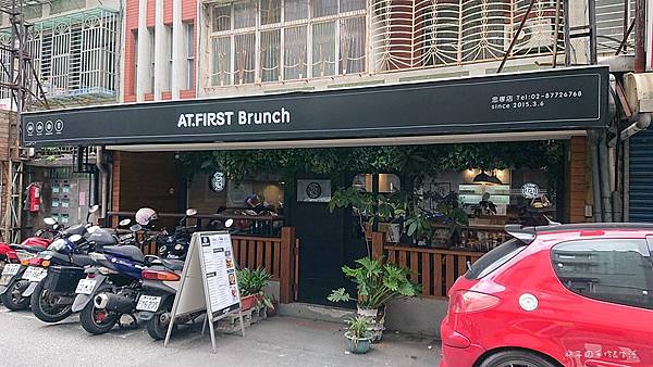 brunch01.jpg brunch01.jpg