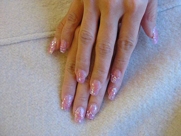 粉色亮片璀璨水晶