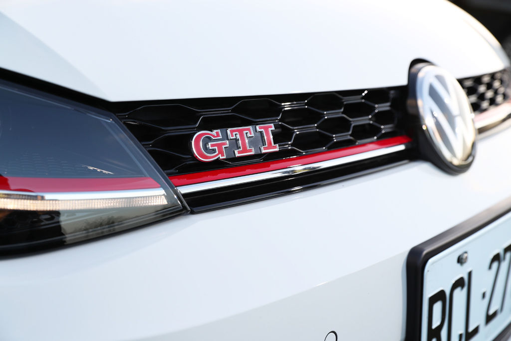 GTI車頭Logo.JPG