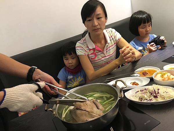 IMG_2176.JPG IMG_2176.JPG