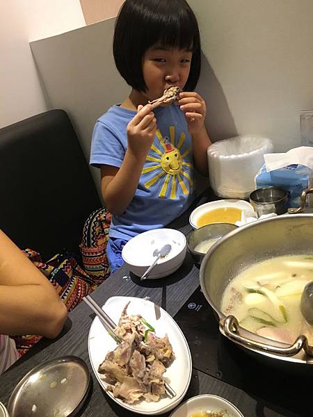 IMG_2201.JPG IMG_2201.JPG