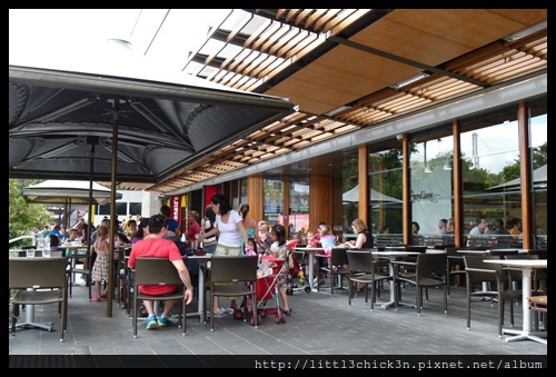 20140112_161337_GuylianCafeDarlingQuarter.JPG