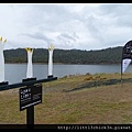20150405_142037_LakeLightSculptureJindabyne.JPG