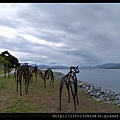 20150405_142359_LakeLightSculptureJindabyne.JPG