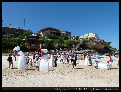 20151024_133947_SculptureByTheSea.JPG