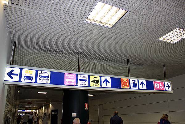 簡單的標示 @ Roma Airport