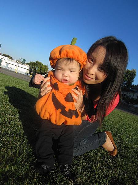 Baby Pumpkin (9).JPG