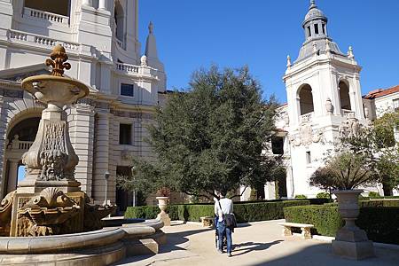 Day 3 -LA. Pasadena City Hall & All Saint Church (25).jpg