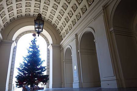 Day 3 -LA. Pasadena City Hall & All Saint Church (27).jpg