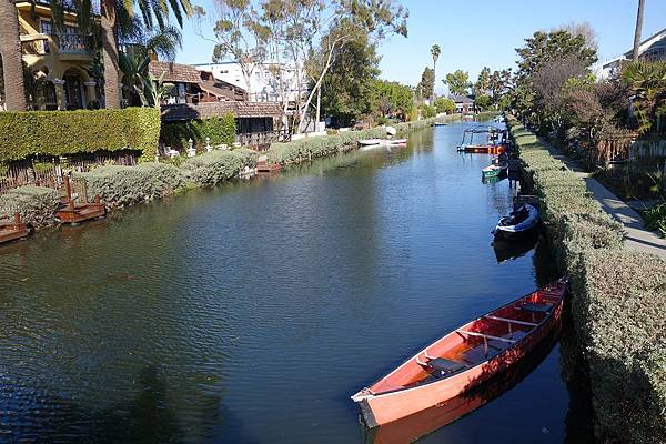 Day 7-LA-Venice Canals (1).jpg