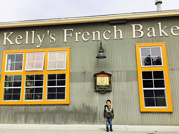 1. Swift Street Courtyard (15).jpg