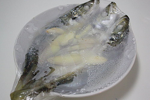 【烹飪】電鍋清蒸竹筴魚6 (1)