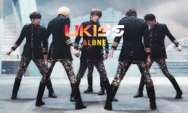 ukiss_alone