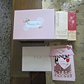 乾兒子送的母親節禮物,卡片外加護手香與唇蜜香水組合.