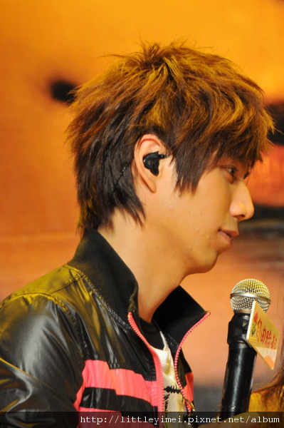 MEI_0827.JPG MEI_0827.JPG