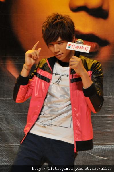 MEI_0917.JPG MEI_0917.JPG