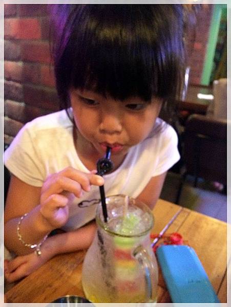 20170806_IMG_5227.JPG 20170806_IMG_5227.JPG