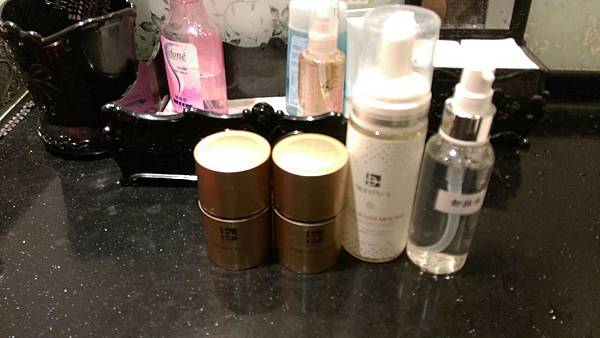 頂級保養品.jpg 頂級保養品.jpg