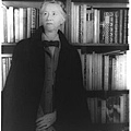 220px-Marianne_Moore_1948_hires