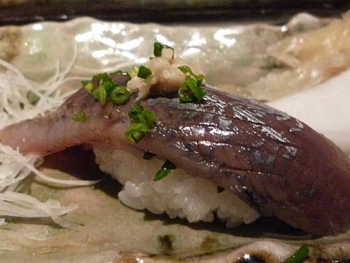 黑鲔鱼脑天-上面抺有筌寿司之酱汁,入口即化,好吃!