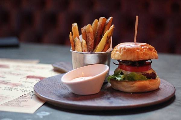 11355436_1079378962076339_855592648_n