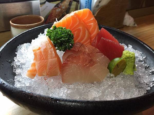 15175446_120300000885858124_2069962983_n.jpg 15175446_120300000885858124_2069962983_n.jpg