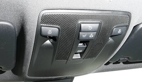 內裝燈.JPG 內裝燈.JPG