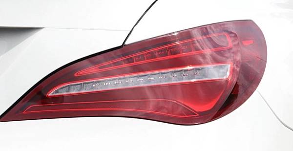 後燈.JPG 後燈.JPG