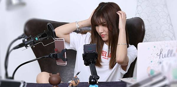 v2-bcab06d46d6302845c04a9f8a2df7f1c_r.jpg v2-bcab06d46d6302845c04a9f8a2df7f1c_r.jpg