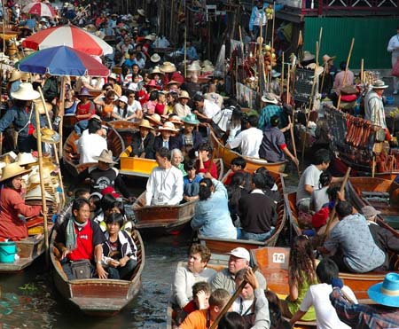 Damnoen Saduak  Floating Market.jpg