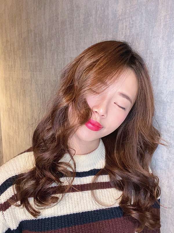 台中北區美髮24hr洗髮護髮推薦virus Hair Salon 24h 錦南街髮廊 二十四小時都有營業 半夜美髮頂級舒活spa 結構式護髮