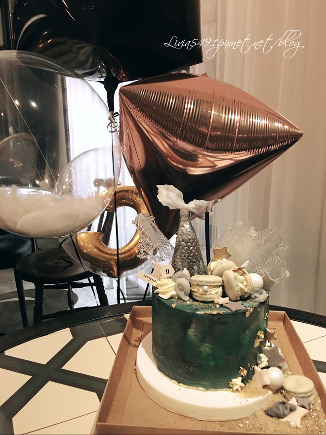 美食 台北大安 難忘的慶生夜september Cafe 美哭人魚尾巴翻糖蛋糕 派對城super Party 造型氣球 捲捲 Livia S Treasure Box 痞客邦