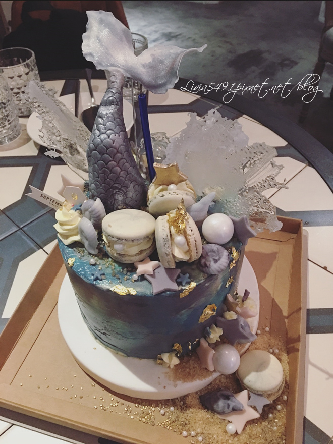 美食 台北大安 難忘的慶生夜september Cafe 美哭人魚尾巴翻糖蛋糕 派對城super Party 造型氣球 捲捲 Livia S Treasure Box 痞客邦