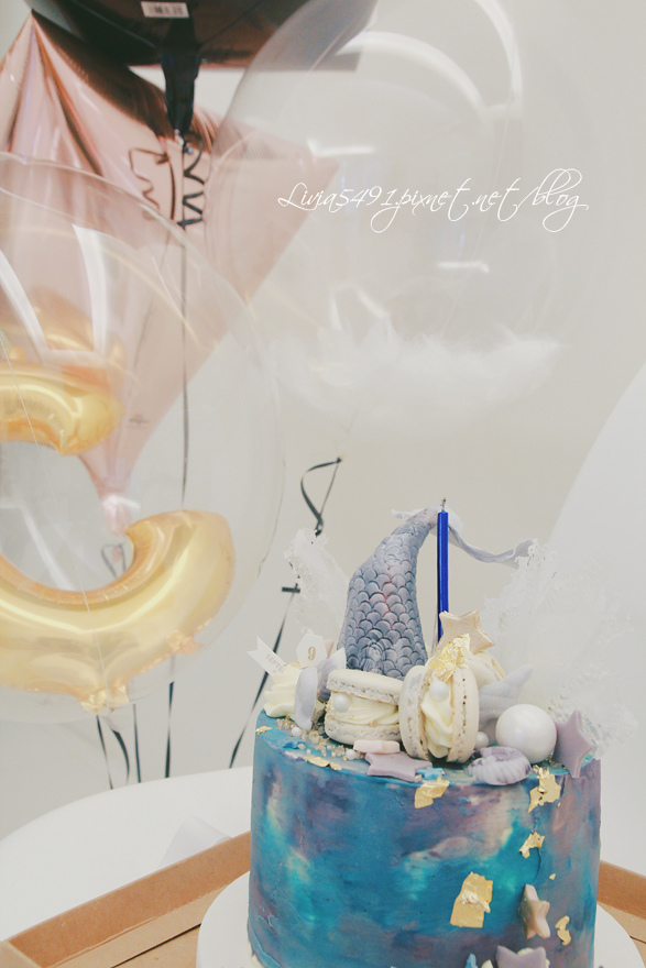 美食 台北大安 難忘的慶生夜september Cafe 美哭人魚尾巴翻糖蛋糕 派對城super Party 造型氣球 捲捲 Livia S Treasure Box 痞客邦