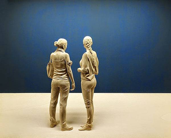 realistic-wood-sculpture-peter-demetz-101.jpg